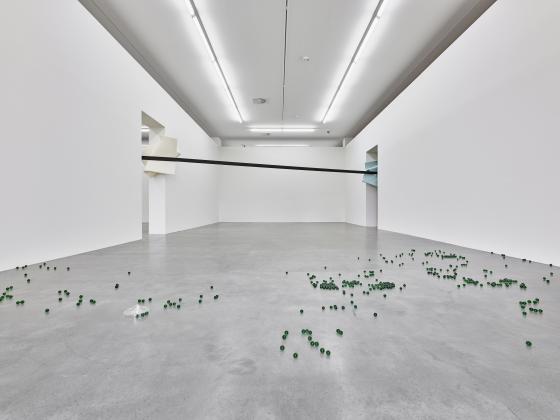 Ausstellungsansicht, Schirin Kretschmann. TEN BY ONE, PEAC Museum, 2025 © 2025 Schirin Kretschmann und VG Bild-Kunst Bonn. Foto: Bernhard Strauss