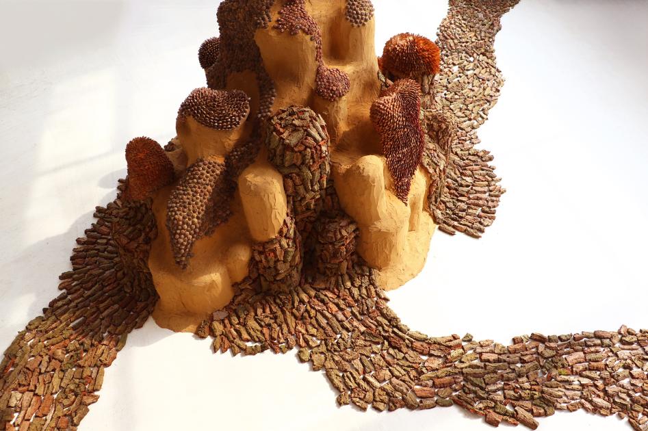 Lucia Keidel, A Skin on Earth piece I, 2023