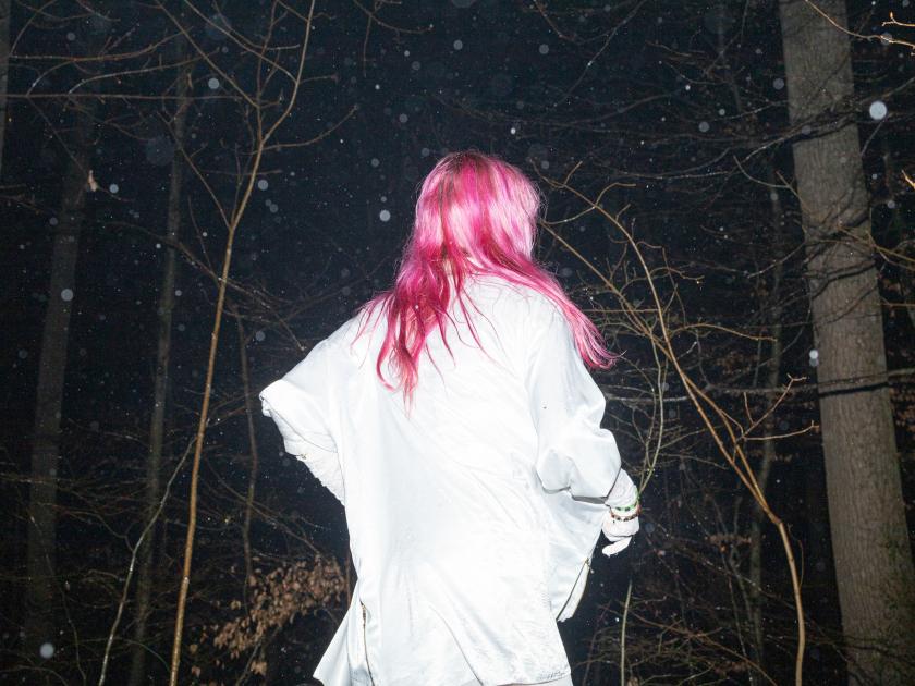 æmilia, aus der Serie »touch me again«, Leonie Bucher 2025