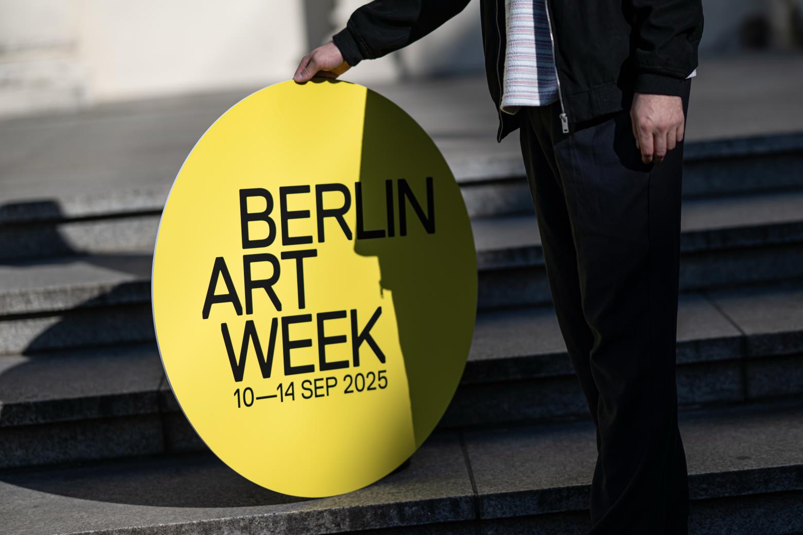 Immer dem gelben Punkt nach: Noch bis Sonntag läuft die Art Week in Berlin