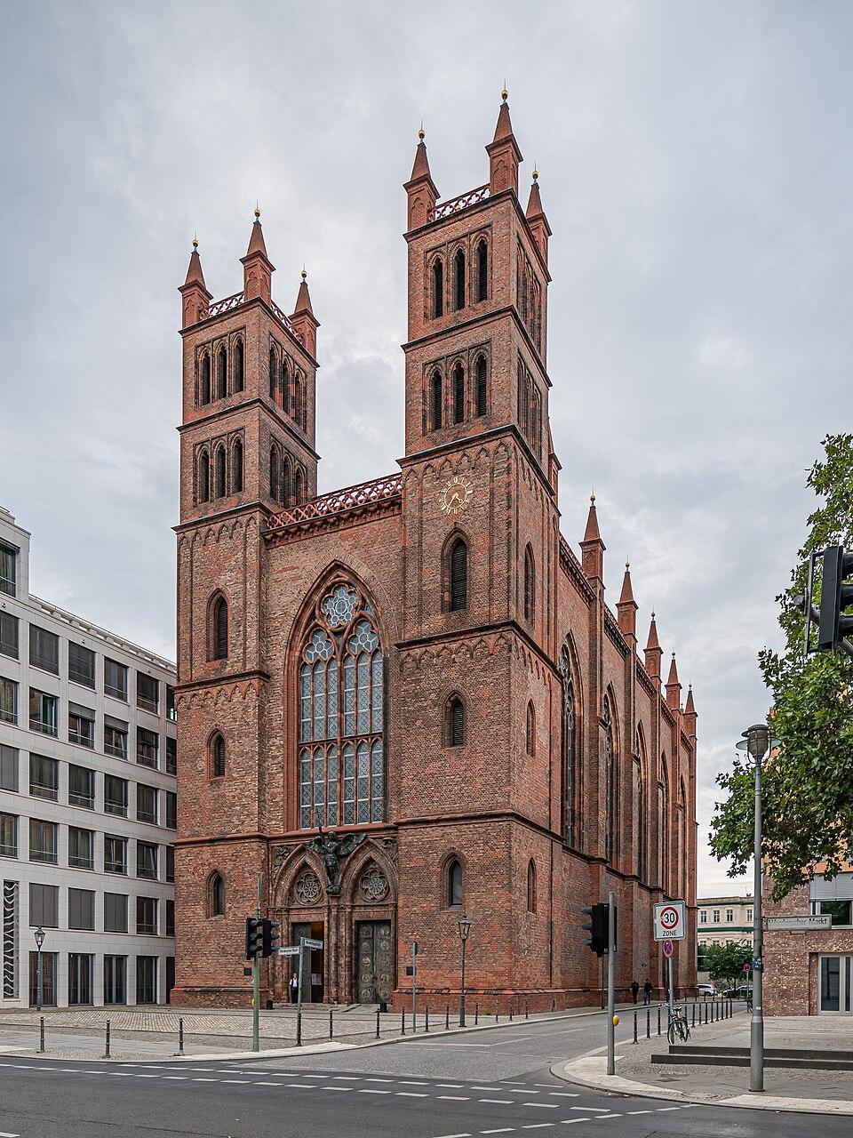 Die Friedrichswerdersche Kirche in Berlin ist heute ein Ausstellungsraum für die Alte Nationalgalerie dient