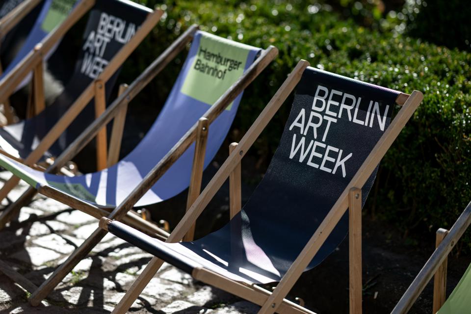 Der Berlin Art Week Garten am Hamburger Bahnhof 2025