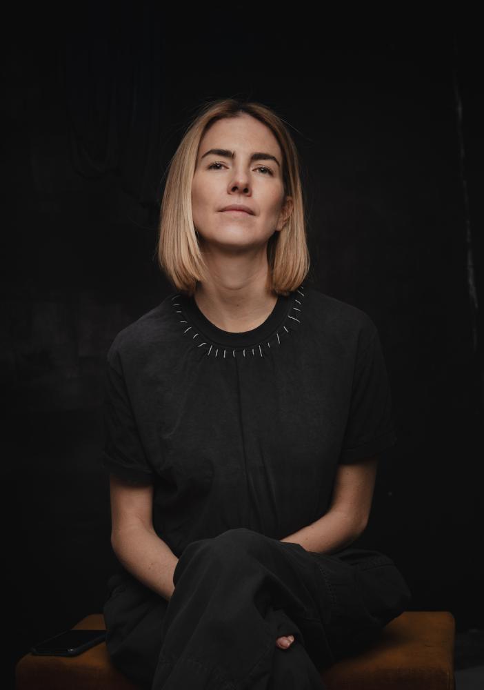 Ana María Caballero schrieb letztes Jahr sogar Marktgeschichte, als Sotheby’s ihr auf Bitcoin eingeschriebenes Gedicht "Cord" und damit das erste nicht als literarische Gattung, sondern als digitales Kunstwerk klassifizierte Gedicht versteigerte