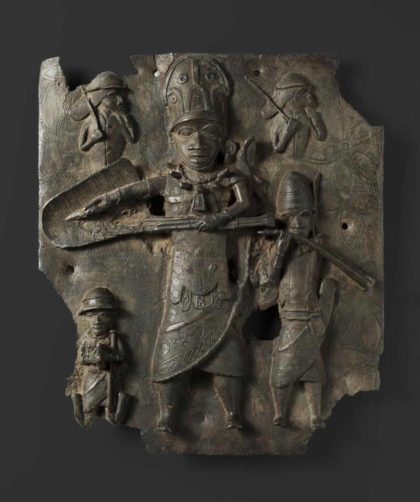 Reliefplatte aus dem Mannheimer Bestand der Benin-Bronzen aus dem heutigen Nigeria