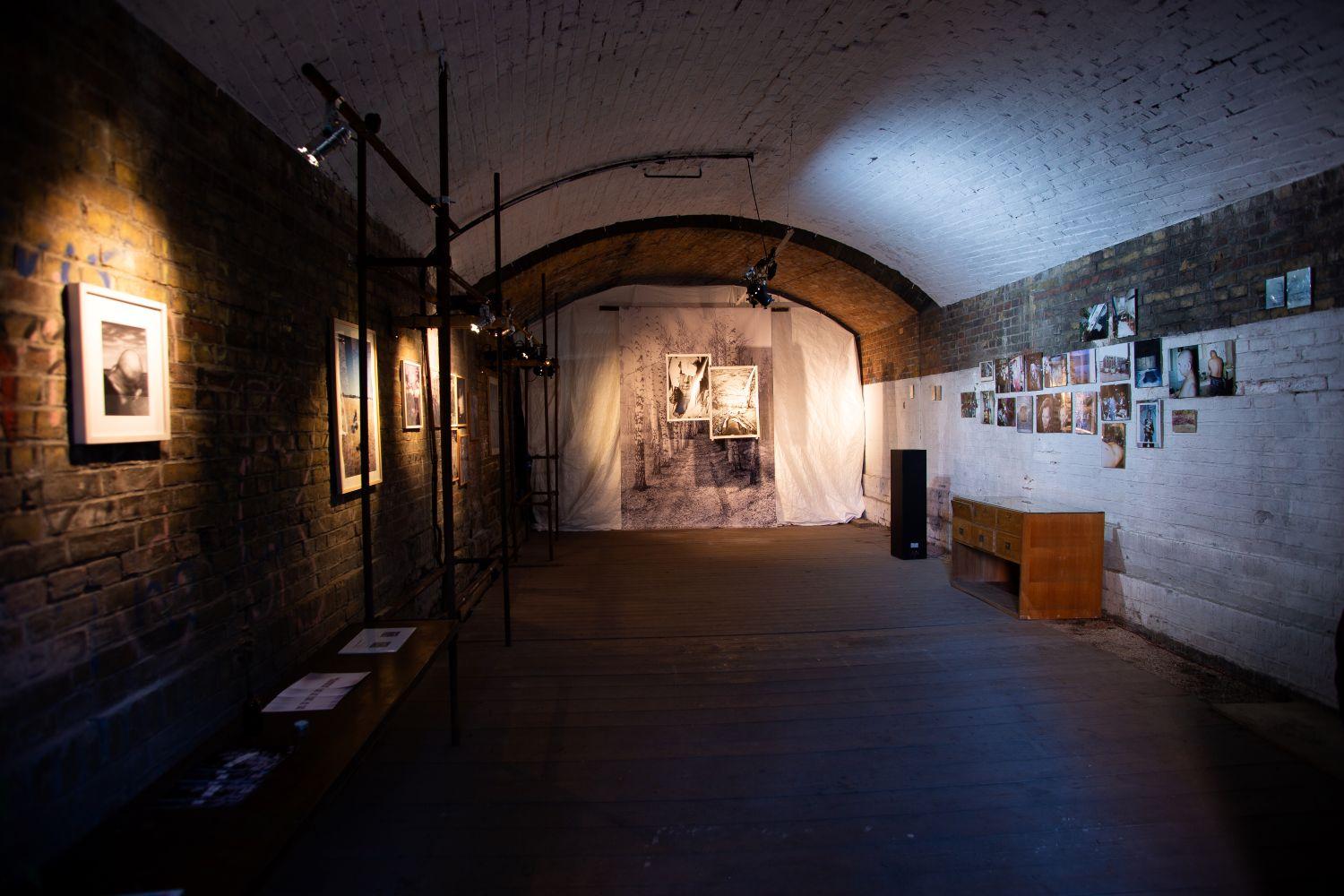 Ausstellungsansicht Nicolás Val "The Reverse of Forgetting", Fixotek, Berlin