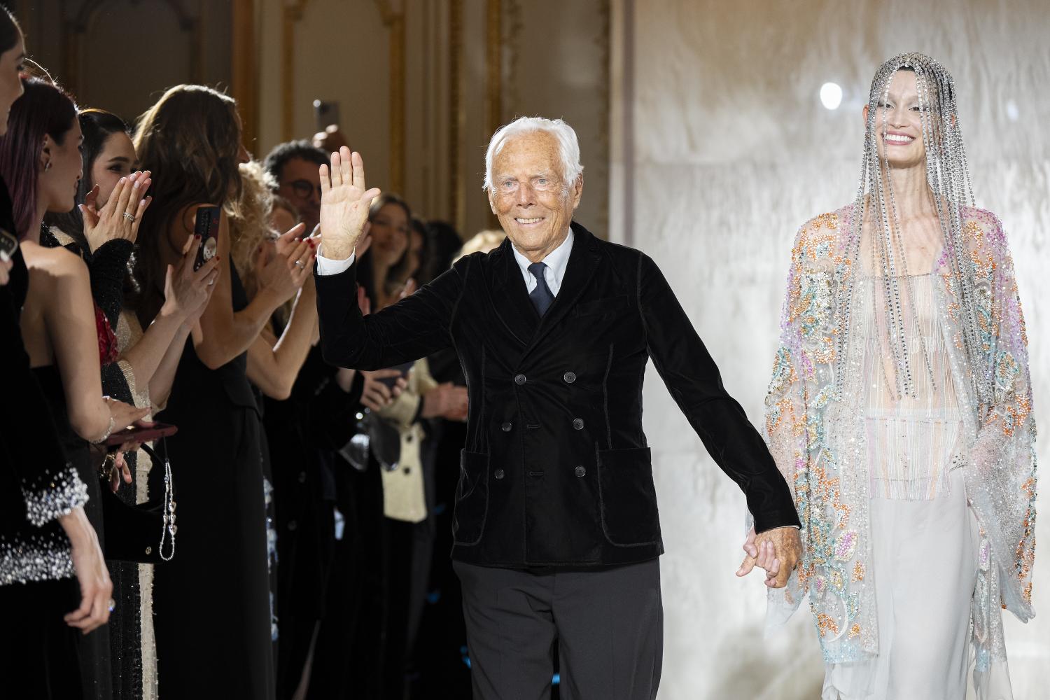 Der italienische Modeschöpfer Giorgio Armani in Paris