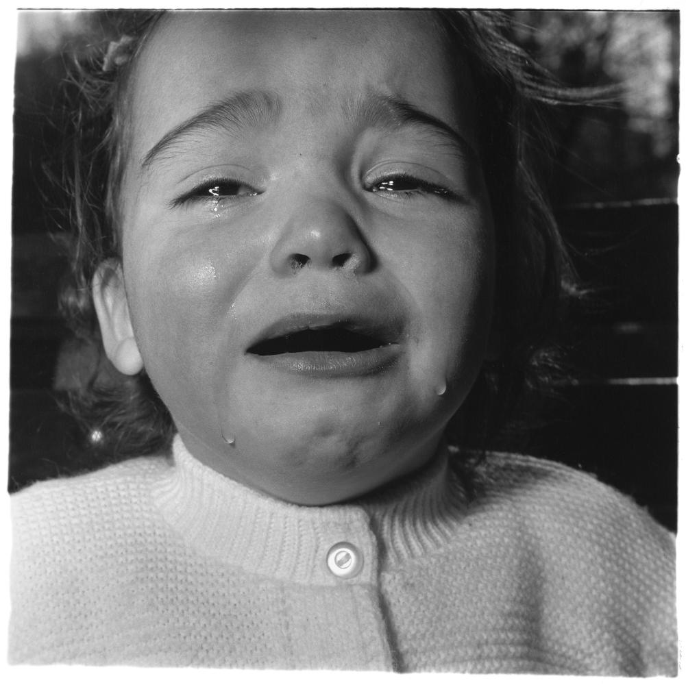 _Gropius Bau_94133_gb25_diane_arbus_a_child_crying_,_n.j._1967_(c)_the_estate_of_diane_arbus_,_collection_maja_hoffmannLUMA_foundation.jpg
